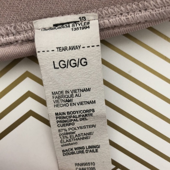 Under armour top - Picture 10 of 11